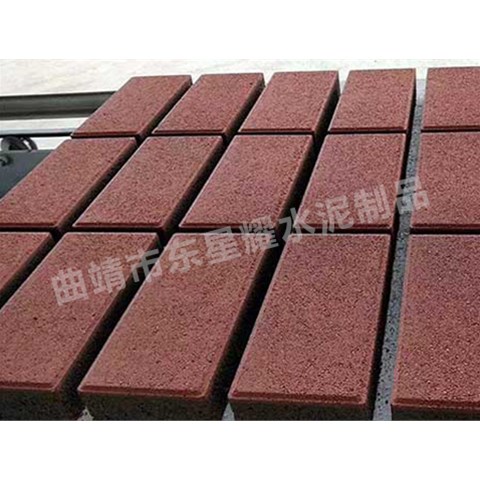 如何判斷市政透水磚的質(zhì)量好壞？曲靖東星耀教你從以下5個方面入手